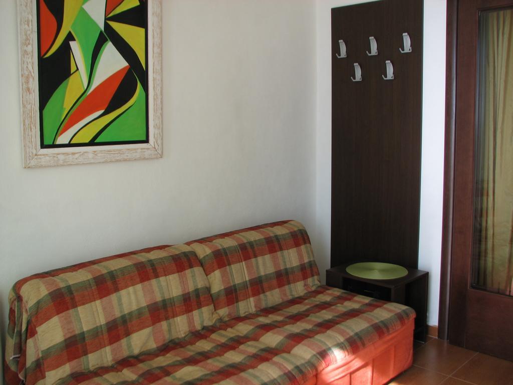 R-Club Old Town Apartments Μπούντβα Δωμάτιο φωτογραφία