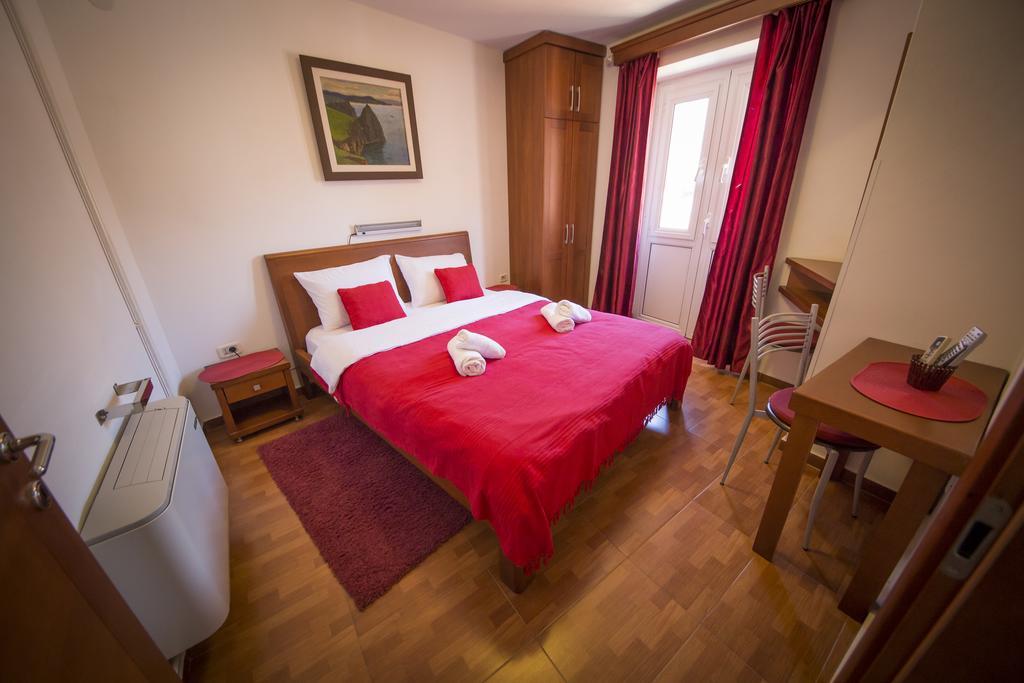 R-Club Old Town Apartments Μπούντβα Εξωτερικό φωτογραφία