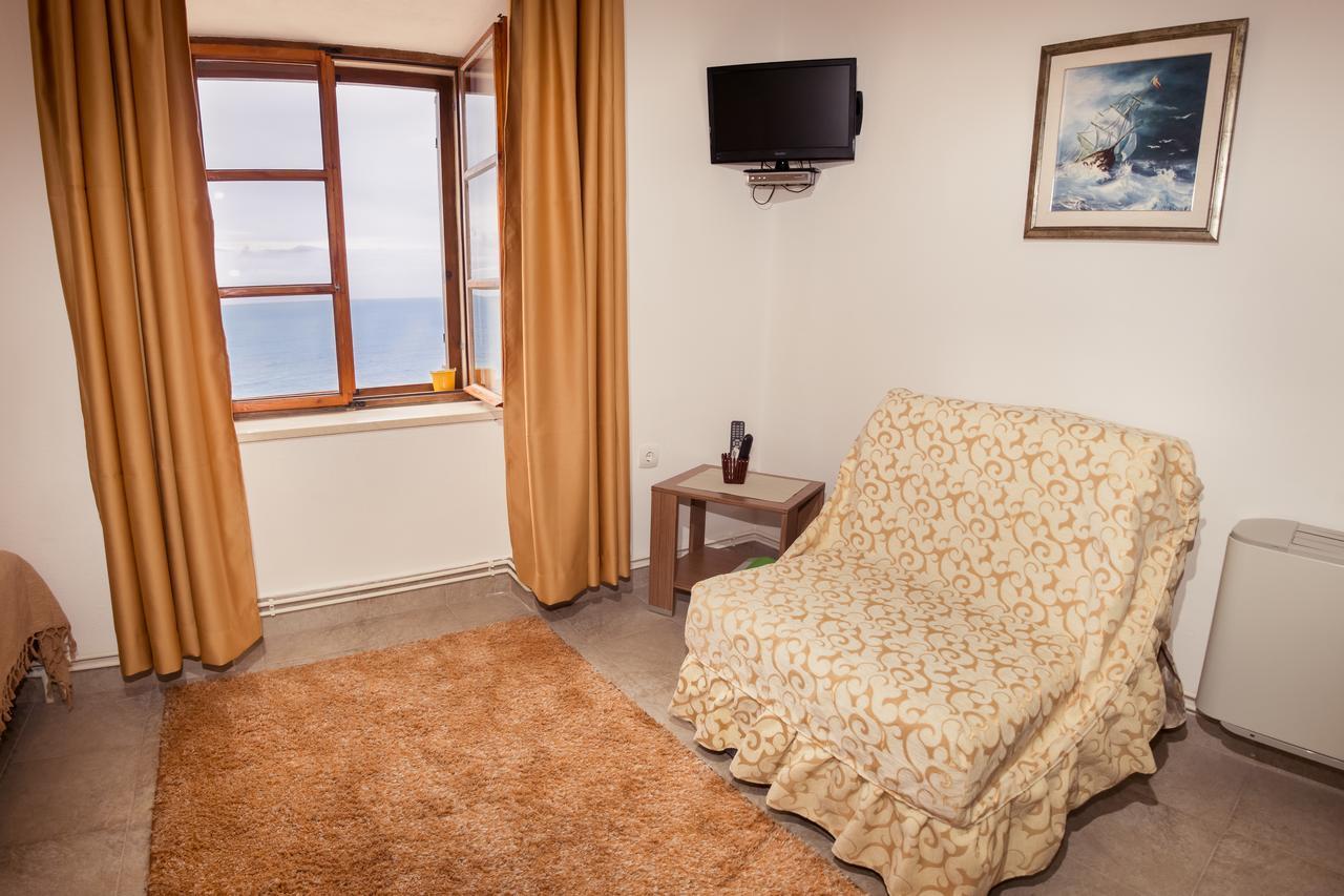 R-Club Old Town Apartments Μπούντβα Εξωτερικό φωτογραφία