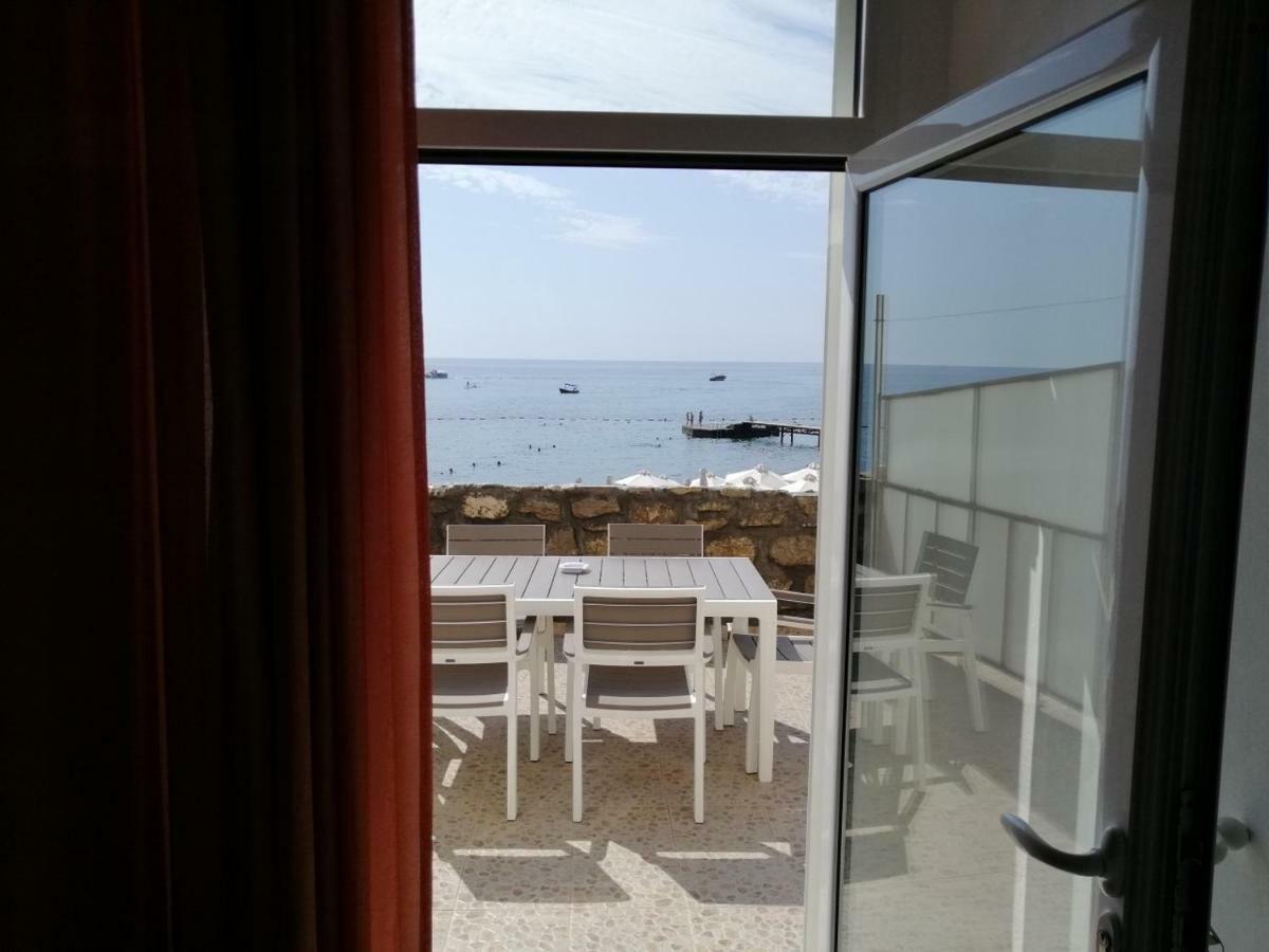 R-Club Old Town Apartments Μπούντβα Εξωτερικό φωτογραφία